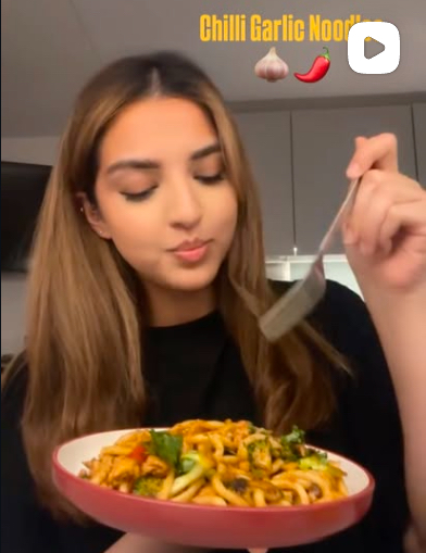 Chilli Garlic Chicken Noodles
